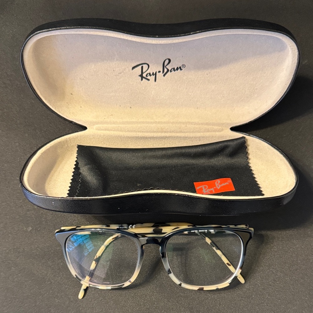 Ray-Ban Black and Cream Patterned Glasses